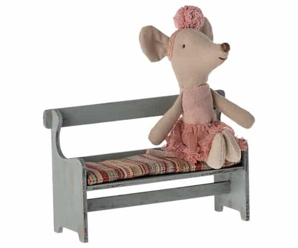 11-3004-00 Maileg Poppenhuis Houten Bank Mouse 5707304131885 (1)