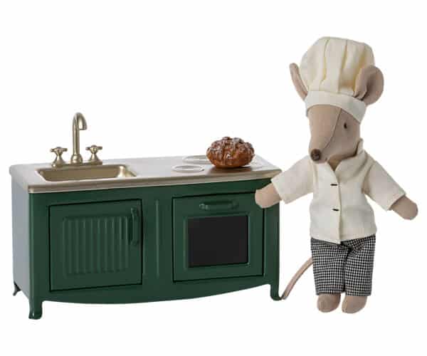 11-3114-01 Maileg Poppenhuis Keuken Kitchen Mouse Dark Green 5707304132134 (2)
