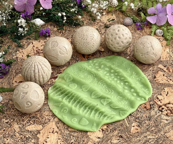 Yellow Door Sensory Stenen Roll Around Nature 5060213763531