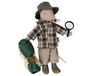 17-3301-00 Maileg Happy Camper Wildlife Guide Mouse Dad Mouse 5707304126232 - (1)