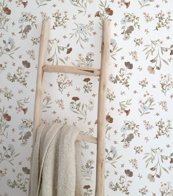 3700412486979 H0714 Lilipinso Lilydale Behang - Floral Poetry Snow (1)