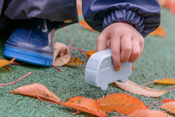 Yellow Door Sensory Play Stenen - Little Lands Voertuigen + 2jr