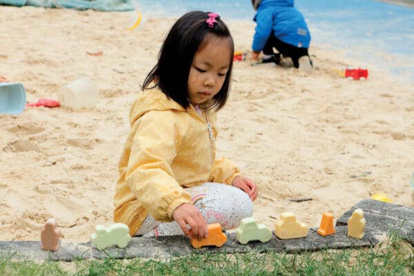 Yellow Door Sensory Play Stenen - Little Lands Bouwplaats + 2jr