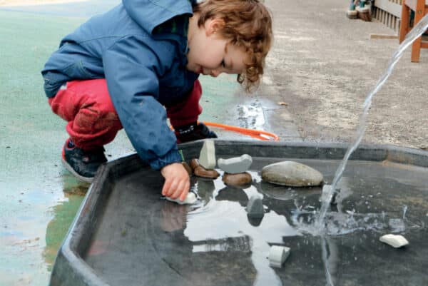 Yellow Door Sensory Play Stenen - Little Lands Pooldieren + 2jr