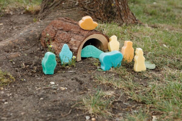 5060213763364 Yellow Door Sensory Play Stenen - Little Lands Fantasie Figuren +2jr - (4)