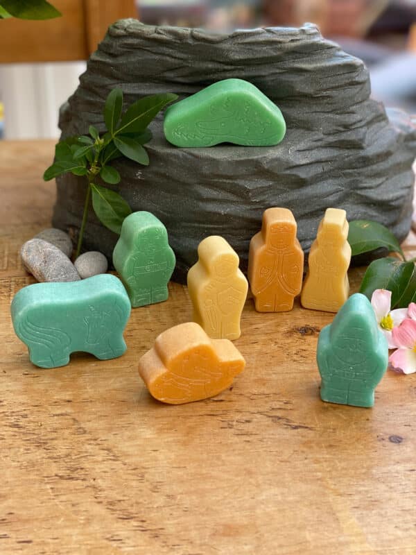 5060213763364 Yellow Door Sensory Play Stenen - Little Lands Fantasie Figuren +2jr - (5)
