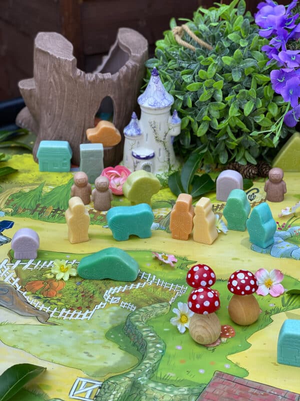 5060213763364 Yellow Door Sensory Play Stenen - Little Lands Fantasie Figuren +2jr - (6)