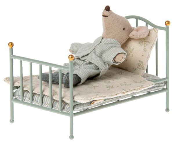 Maileg Poppenhuis Vintage Bed Mouse Micro - Mint