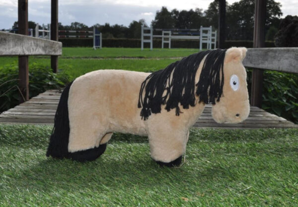 Crafty Pony Paarden Knuffel Wildkleur (48 cm) incl. instructieboekje