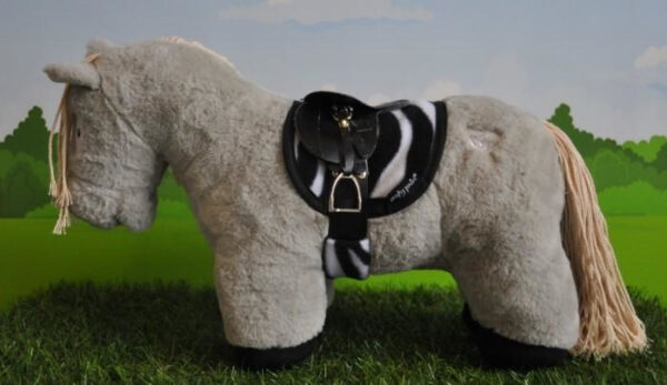 Crafty Ponies Zadeldekje en Singelbeschermer Zebra incl. instructieboekje