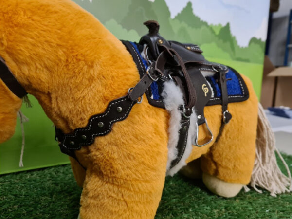 Crafty Ponies Western Zadel en Borsttuig incl. instructieboekje