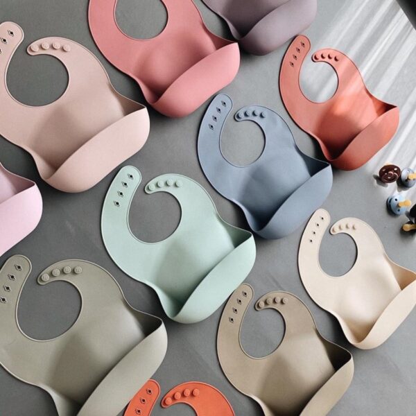 Mushie Siliconen Bib Slabbetje - Silver Sage