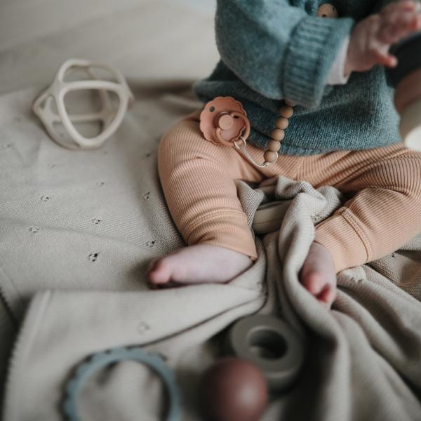 Mushie Deken Knitted Honeycomb Baby Blanket - Desert Rose