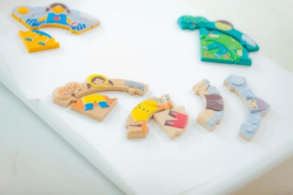 Plantoys Houten Puzzel Seizoenen Puzzel - Weather Dress Up