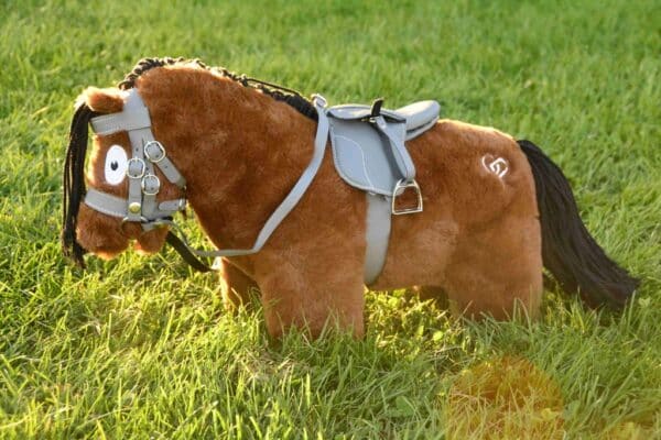 Crafty Ponies Advanced Zadel Licht Grijs (4)