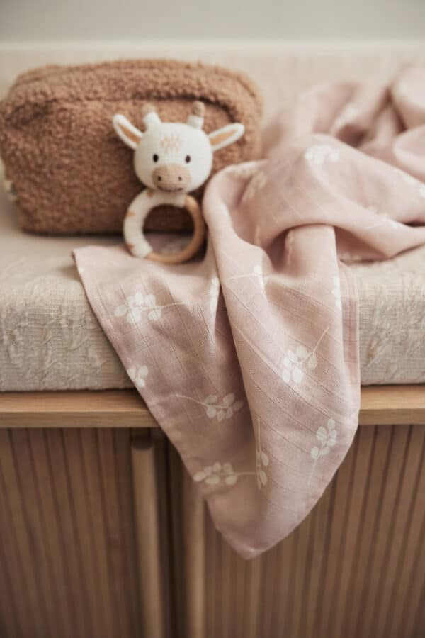 Jollein Tiny Twig collectie Olive Green en Wild Rose bij Grasonderjevoeten (1)