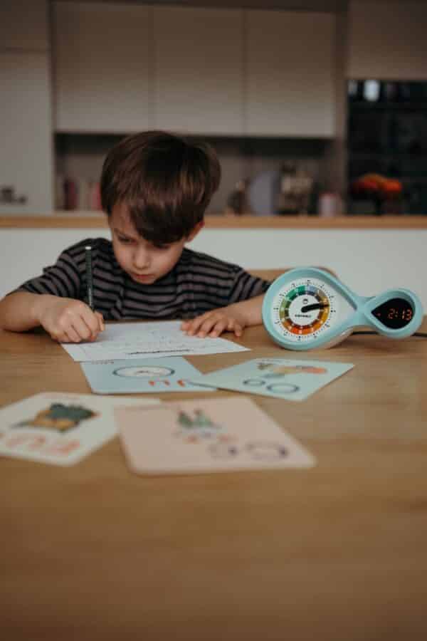 Kidywolf KidyAlarm Educatieve Klok en Wekker bij Grasonderjevoeten.nl
