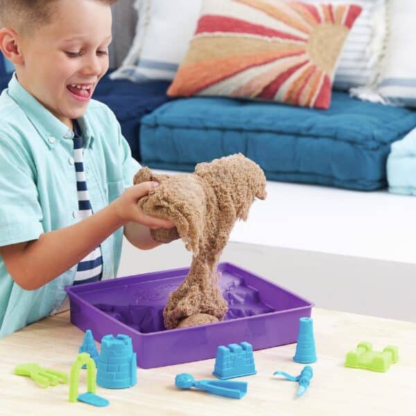 Kinetic Sand Deluxe Beach Castle Playset 0778988491119 (4)