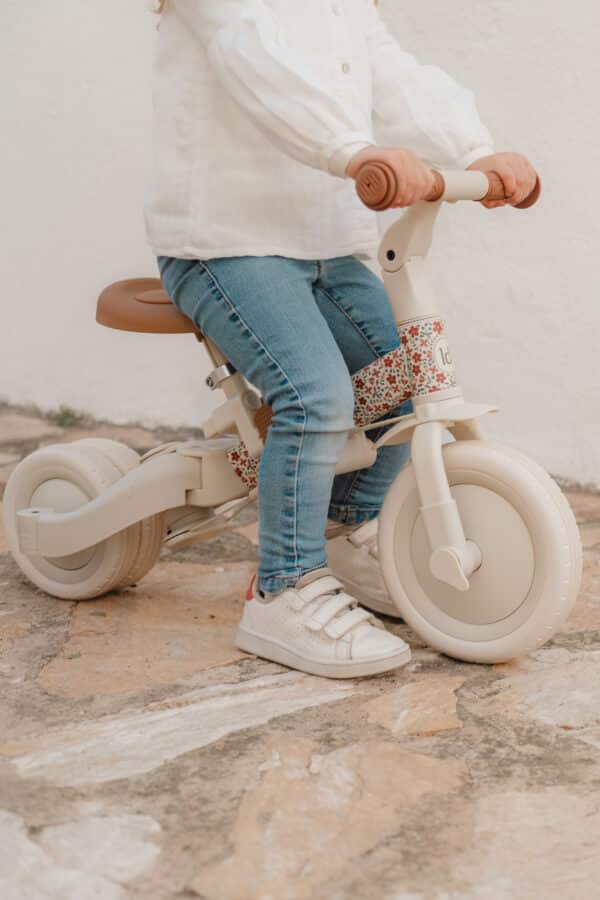 Little Dutch Kinderfiets 4-in-1 Sunny Flower 8717154582376 (1)