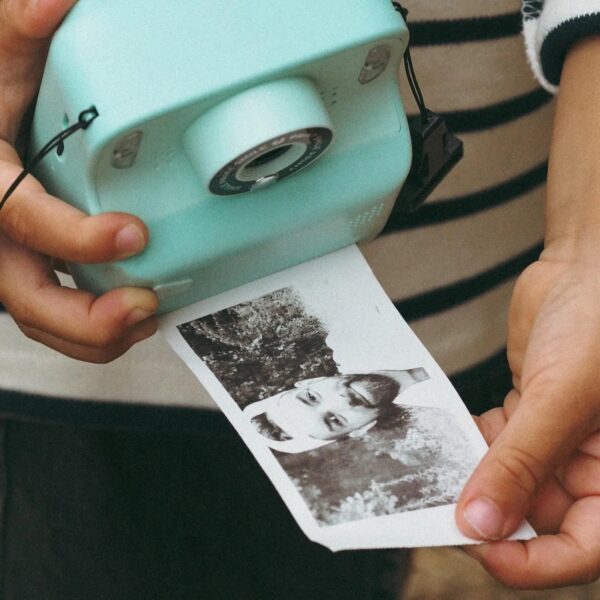 MOB Kindercamera Pixiprint Click and Print Turquoise en Roze bij Grasonderjevoeten (1)