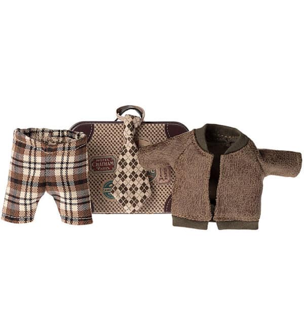 Maileg Grandpa Mouse Jacket, Pants and Tie in koffertje 5707304133261 (1)