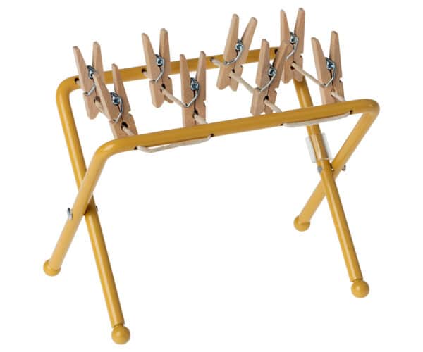 Maileg Poppenhuis Droogrek met Knijpers - Ocher - 11-3102-00 (1)