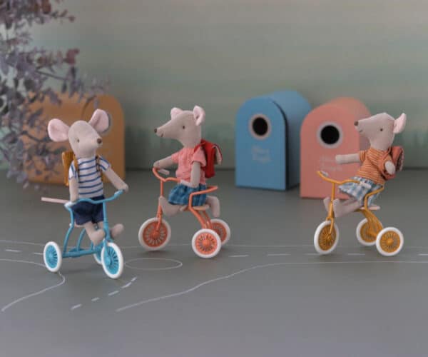 Maileg Poppenhuis Driewieler Abri à Tricycle Coral - Afbeelding 6