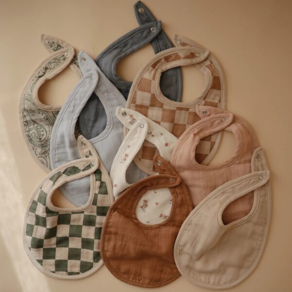 Mushie Slabbetje Muslin Bib (set van 2) - Green Paisley Fog 0810052469614 (6)