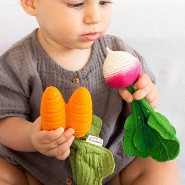 8437021201529 Oli-Carol-knuffeldoek-bijtspeeltje-ramona-radijs-mini-dou-6