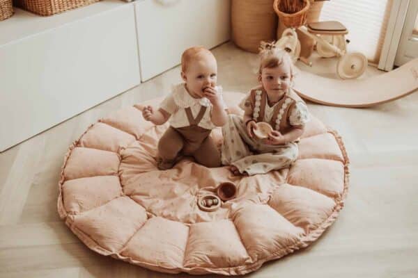 Play and Go Bloom Baby Speelkleed Organic Fleuri 4895250600966 bij Grasonderjevoeten.nl (4)