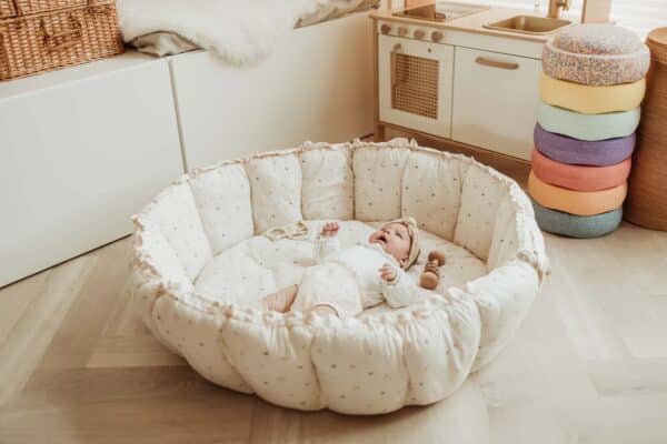 Play and Go Bloom Baby Speelkleed Organic Moon 4895250600973 bij Grasonderjevoeten (10)