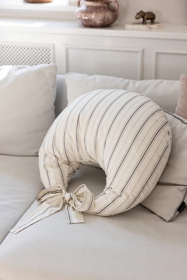Sebra Voedingskussen Cream Stripe 5704680070050 - 100530005 (1)