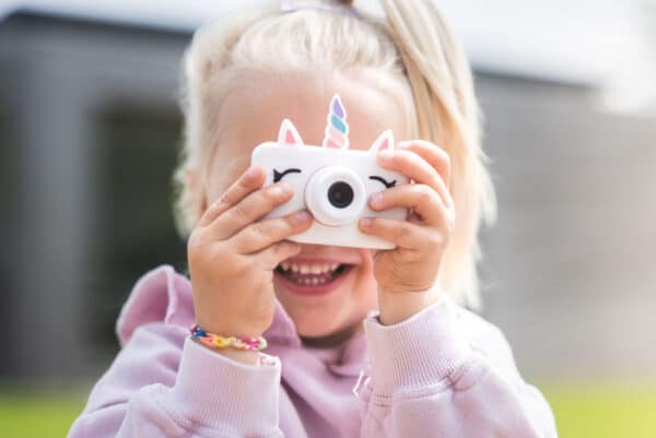 the-zoofamily-zoo-friends-kindercamera-eenhoorn