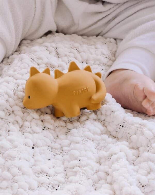 Tikiri Badspeeltje Mijn Eerst Dinosaurus Stego 4792247010749 - 5065067 (3)