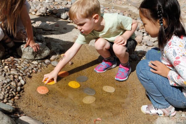 Yellow Door Sensory Play Stenen Let's Investigate - Zee Kust +2jr - (12)