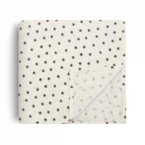 mushie swaddle hydrofiele doek xl black daisy (5)