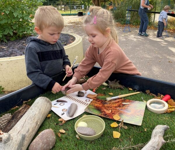 yellow door prehistorische tanden speelgoed montessori dinosaurus grasonderjevoeten.nl (8)